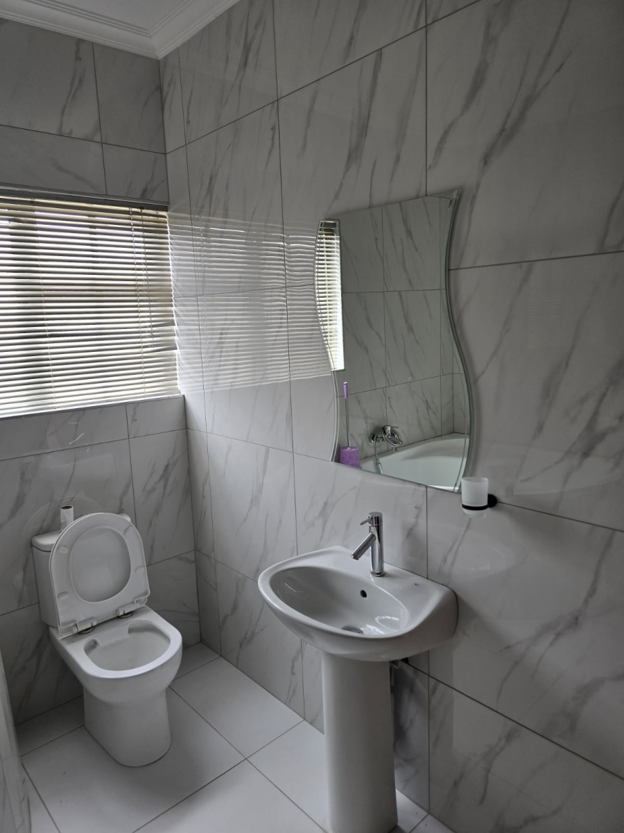 4 Bedroom Property for Sale in Mandela View Free State
